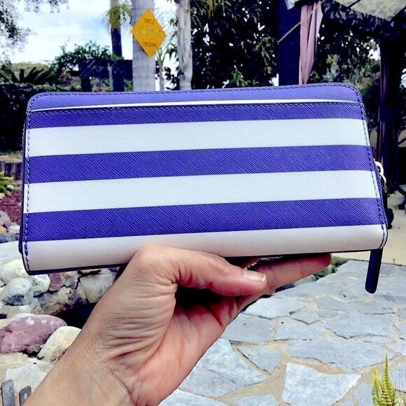 KATE SPADE NOVELTY SUNGLASSES WALLET - Picture 6 of 7